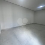 Casa à venda com 3 quartos, sendo 1 suíte, no condomínio Residencial Villagio Wanel, Sorocaba - SP