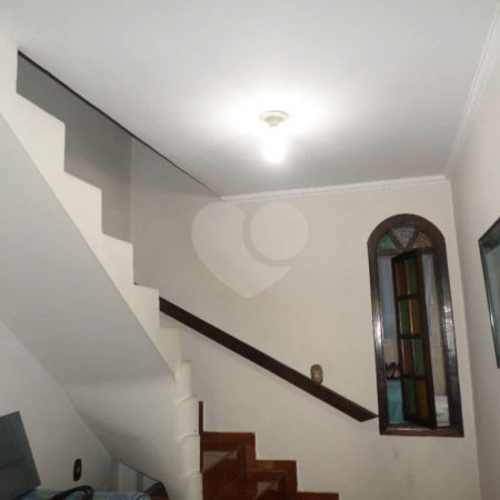Sobrado à venda com 3 quartos, sendo 2 suítes, em Parada Inglesa, São Paulo, SP