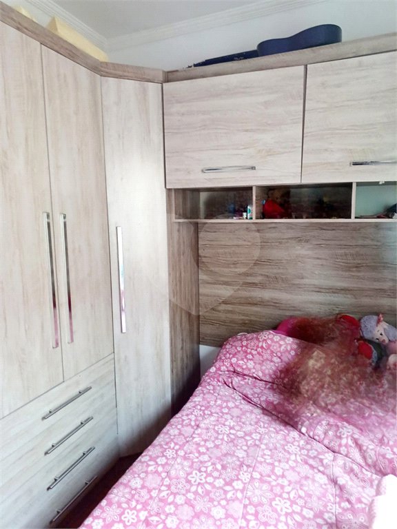 Casa à venda com 3 quartos, sendo 1 suíte,  no condomínio Altos de Poa, Poá - SP