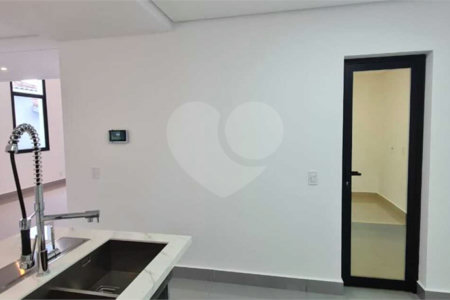 Casa à venda com 3 suítes no condomínio Reserva dos Vinhedos, Louveira - SP