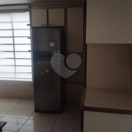 Apartamento à venda com 3 quartos, sendo 1 suíte, no Centro, Araraquara, SP