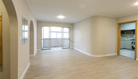 Apartamento à venda com 3 quartos, sendo 1 suíte,  em Perdizes, São Paulo, SP