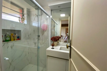 Apartamento à venda com 3 quartos, sendo 1 suíte, em Vila Romana, São Paulo, SP