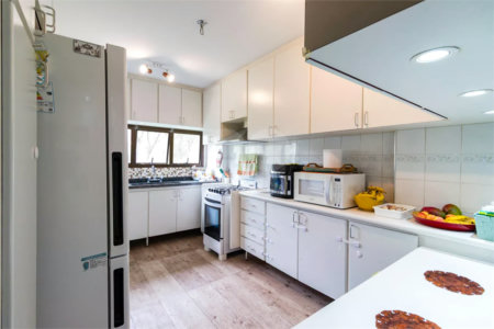 Apartamento à venda com 3 quartos, sendo 1 suíte, em Vila Andrade, São Paulo, SP