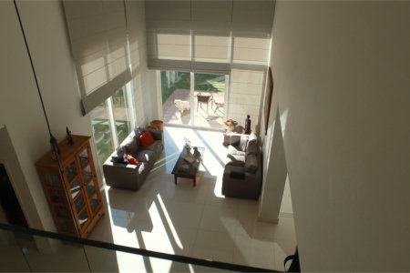 Casa à venda com 4 suítes no condomínio Figueira Gardn, Atibaia - SP