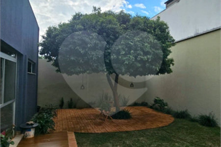 Casa à venda com 2 suítes no Centro, Ponta Porã, MS