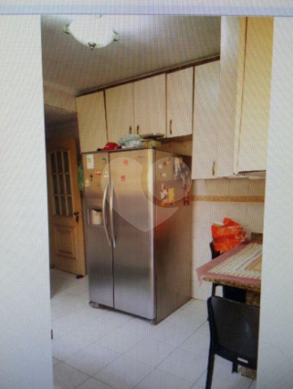 Sobrado à venda com 3 quartos, sendo 1 suíte, em Vila Prudente, São Paulo, SP