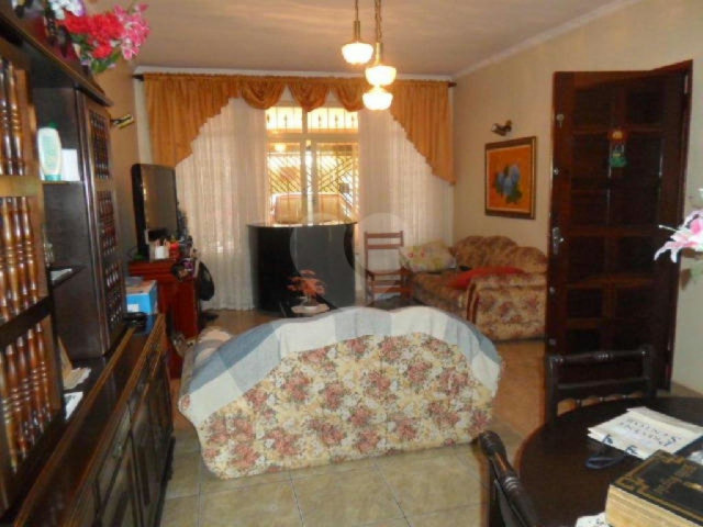 Sobrado à venda com 3 quartos, sendo 1 suíte,  em Imirim, São Paulo, SP