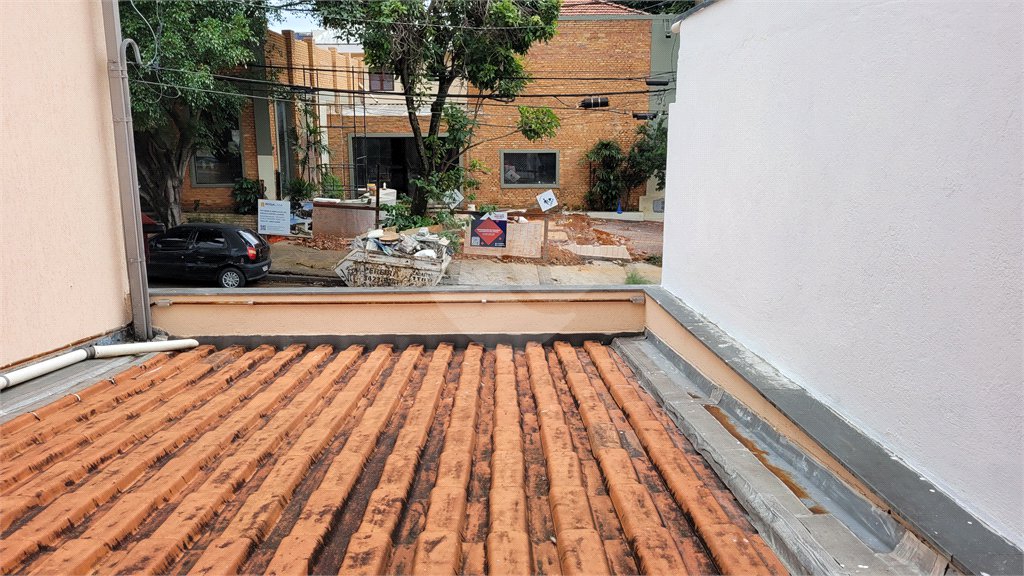 Sobrado à venda com 3 quartos, sendo 1 suíte, em Vila Romana, São Paulo, SP