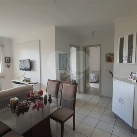 Apartamento à Venda no Residencial Itamaracá