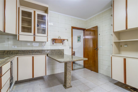 Casa à venda com 3 quartos, sendo 1 suíte, em Vila Clementino, São Paulo, SP