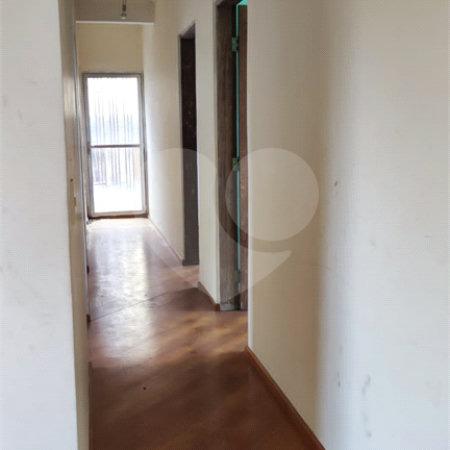 Sobrado à venda com 5 quartos, sendo 3 suítes, em Vila Campestre, São Paulo, SP