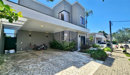 Casa à venda com 3 suítes em Vila Popular, Itapetininga, SP