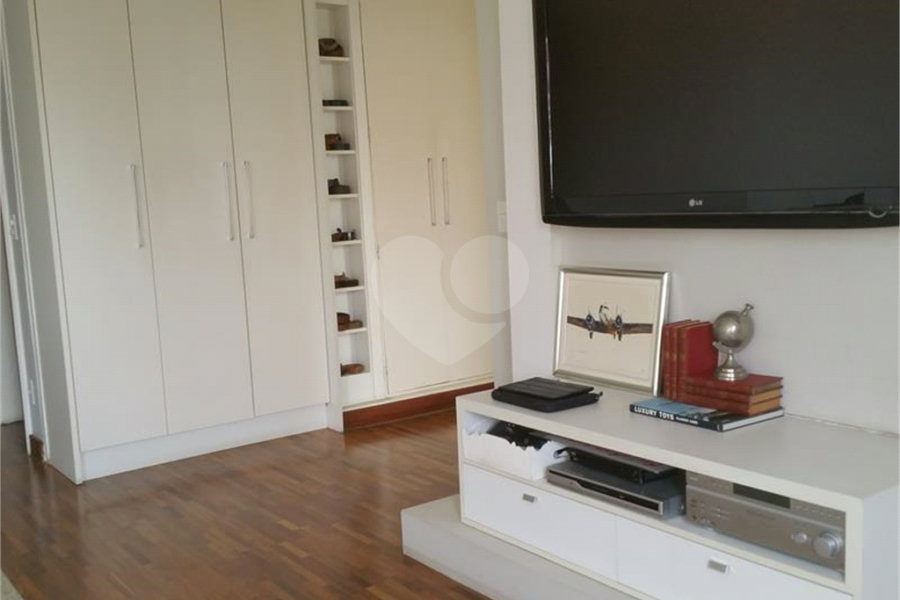Apartamento à venda ou para alugar com 4 suítes em Morumbi, São Paulo, SP