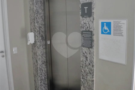 Apartamento à venda com 2 quartos em Vila Zat, São Paulo, SP