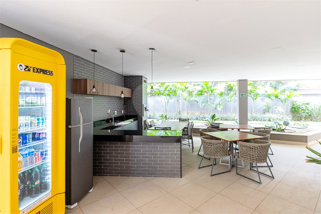 Apartamento à venda com 3 quartos, sendo 1 suíte,  em Chácara Flora, São Paulo, SP