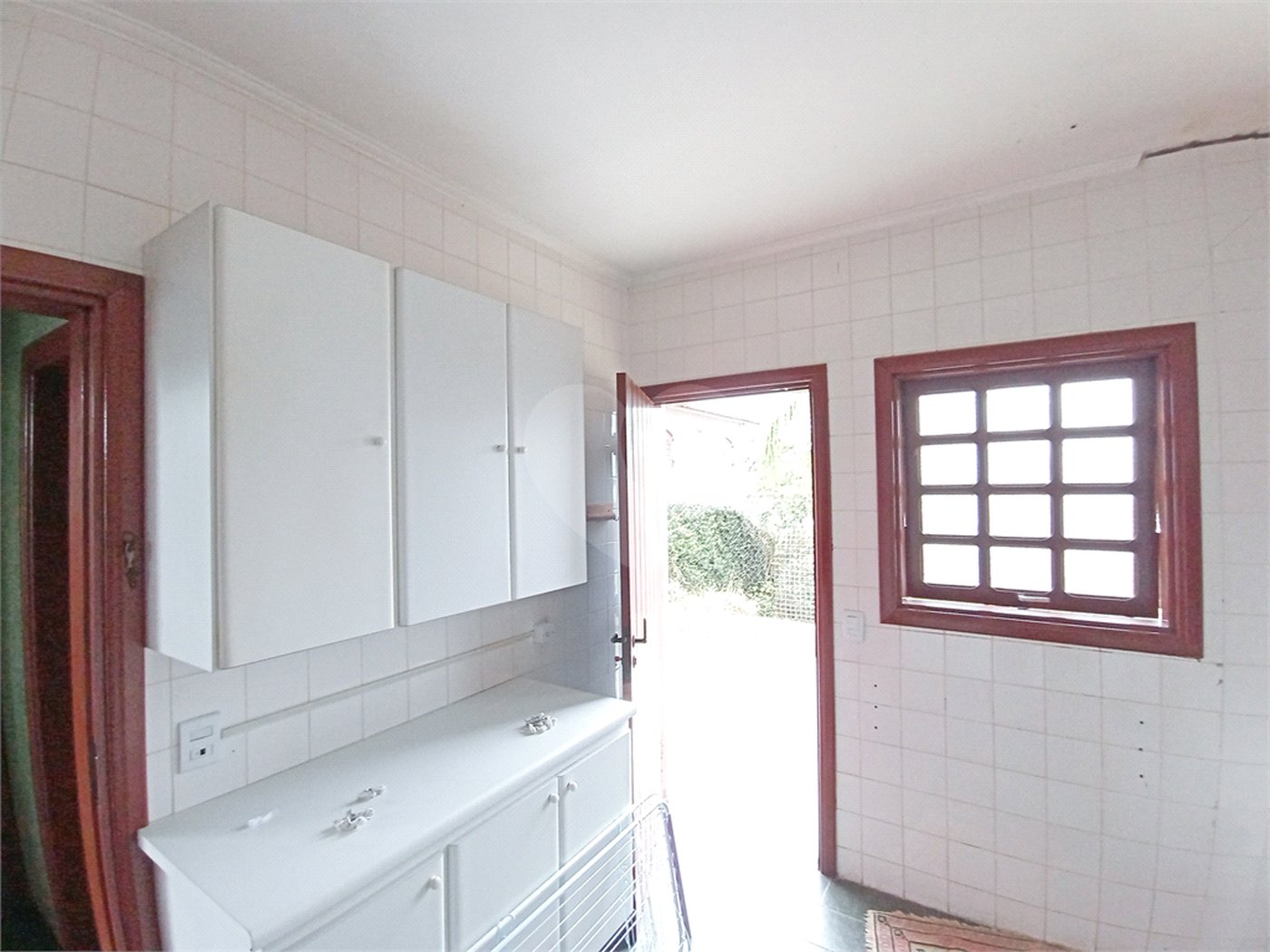 Casa à venda com 4 suítes no condomínio Estância Marambaia, Vinhedo - SP