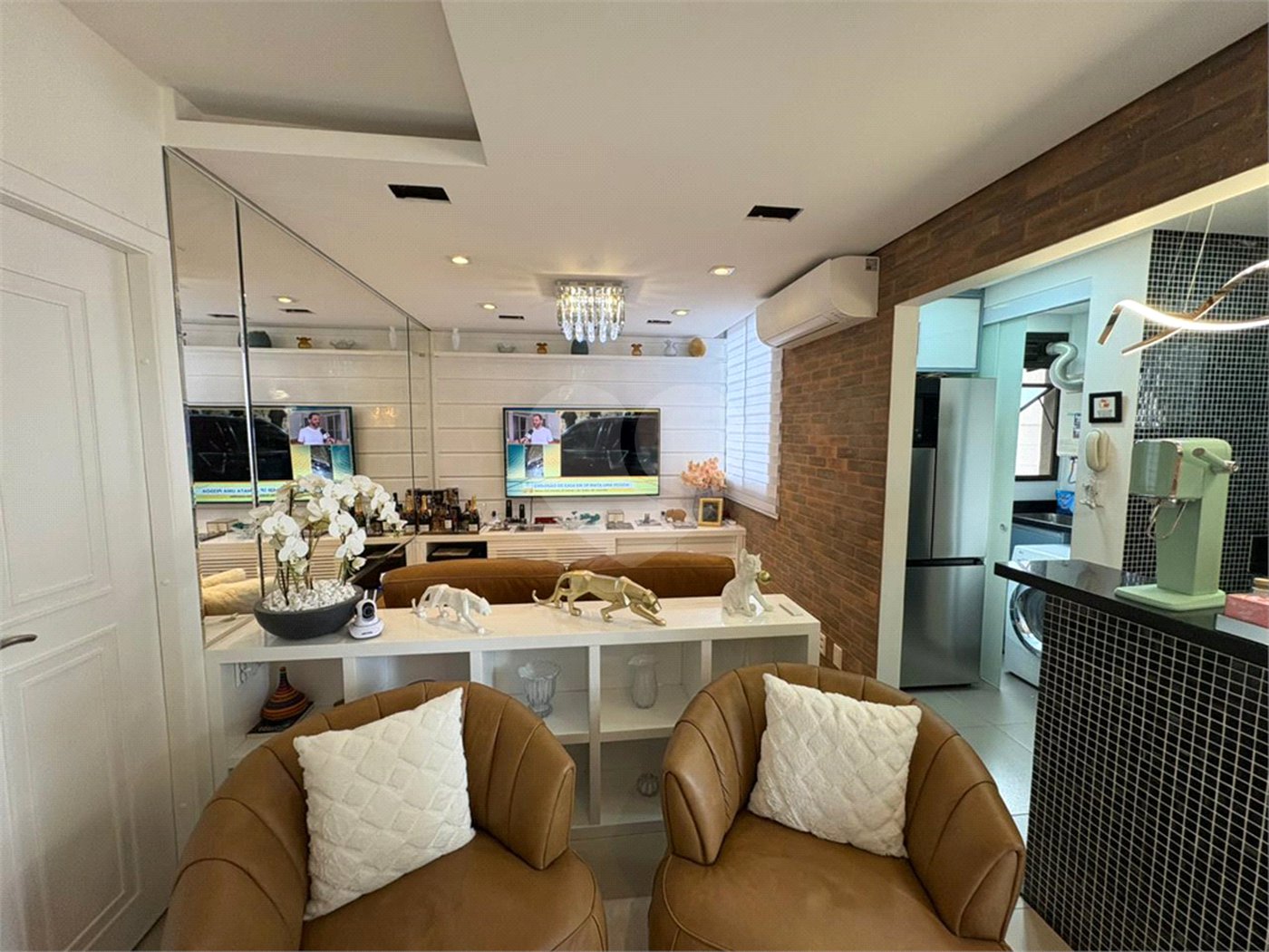 Duplex à venda com 2 suítes em Indianópolis, São Paulo, SP