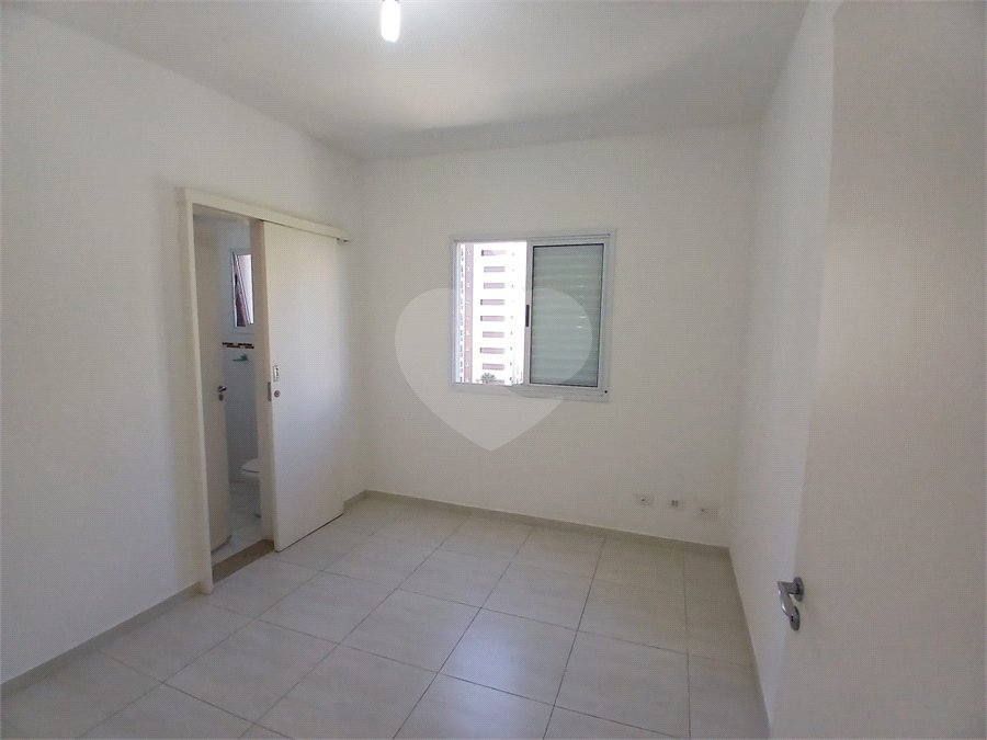 Apartamento para alugar com 2 suítes em Loteamento Mogilar, Mogi das Cruzes, SP