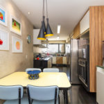 Apartamento de Alto Padrão no Campo Belo para venda com porteira fechada, com 4 dormitórios suítes e 4 vagas com lazer de club.