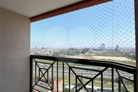 Apartamento 68m² com 3 Dormitórios, 1 Suíte e 2 Vagas na Vila Euclides