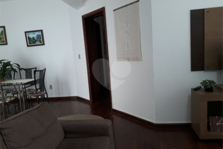 Apartamento no Edifício Professora Benedita Stahl Sodré