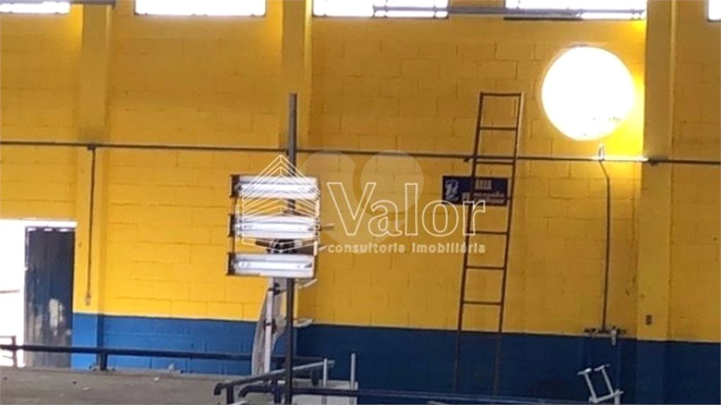 Casa comercial 891,00 m²