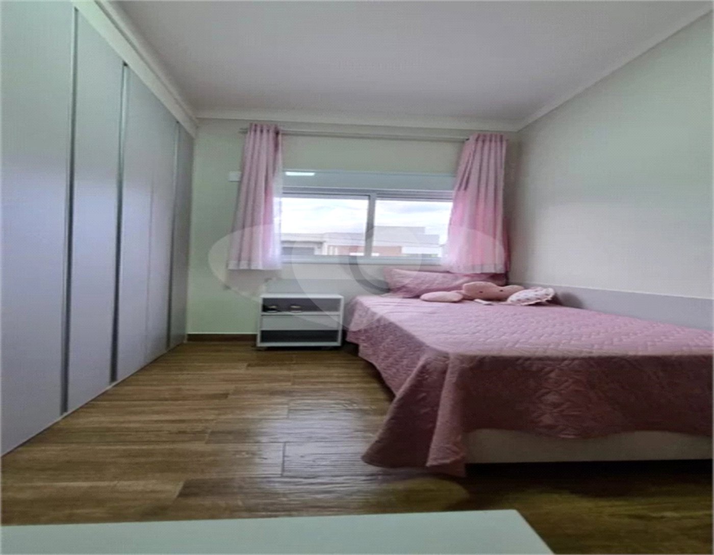 Casa à venda com 3 quartos, sendo 1 suíte,  no condomínio Jardim Park Real, Indaiatuba - SP