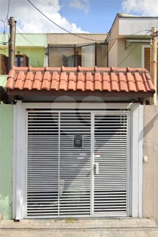 Sobrado à venda com 2 quartos, sendo 1 suíte,  em Jardim Regina, São Paulo, SP
