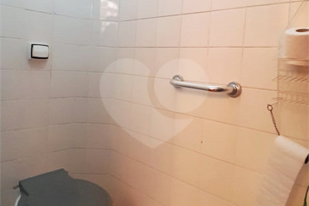 Sobrado à venda com 3 quartos em Sumaré, São Paulo, SP