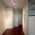Apartamento à venda com 3 quartos, sendo 2 suítes, em Vila Irmãos Arnoni, São Paulo, SP