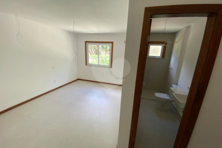 Casa em condomínio à venda com 4 suítes em Praia Rasa, Armação dos Búzios, RJ