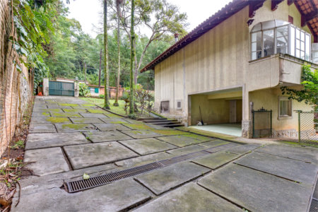 Casa à venda com 5 suítes no condomínio Chácara Flora, São Paulo - SP