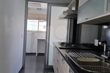 Apartamento à venda com 2 suítes em Pinheiros, São Paulo, SP