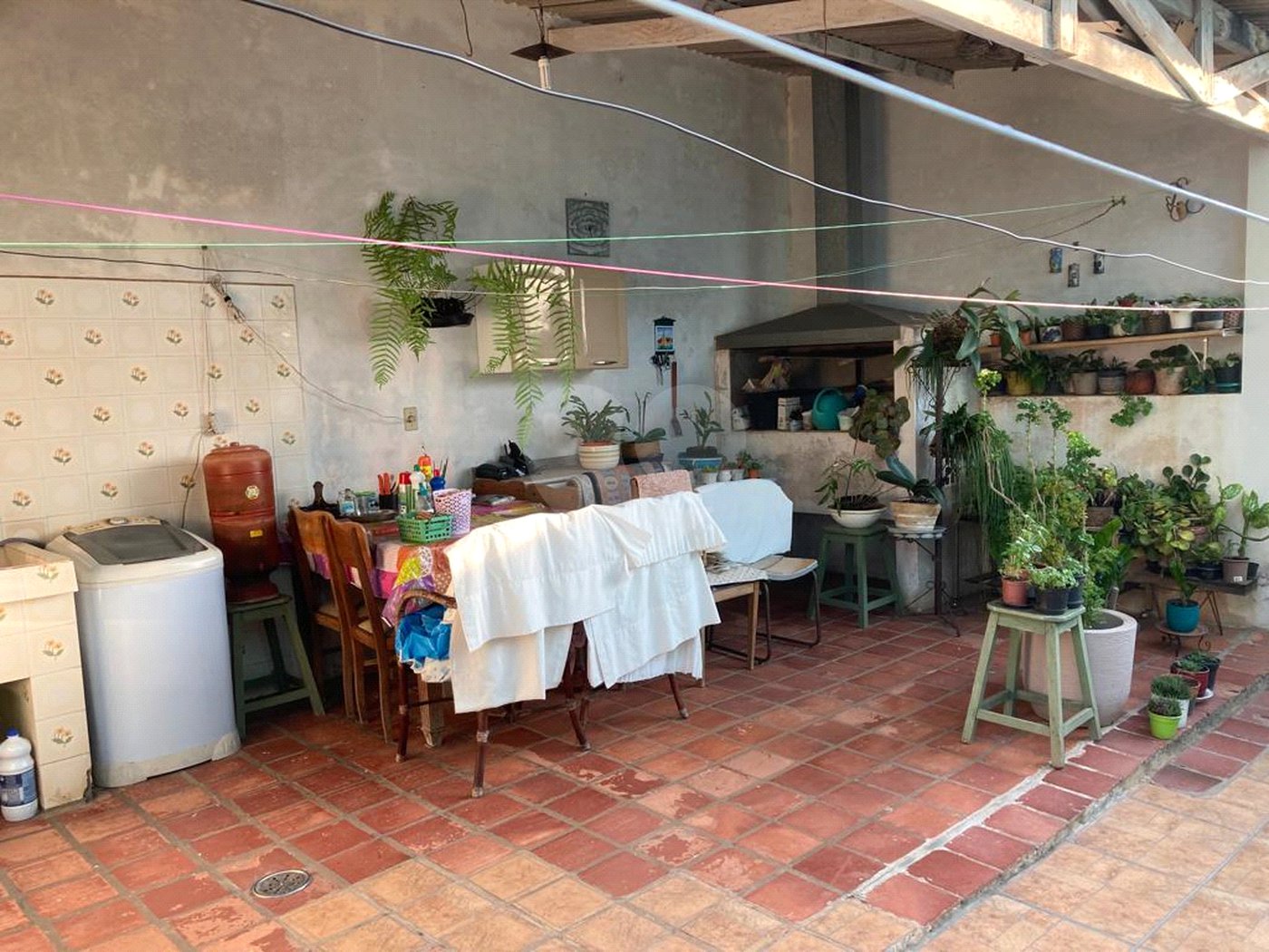 Casa à venda com 3 quartos, sendo 1 suíte,  em Vila Rosa, Itapetininga, SP