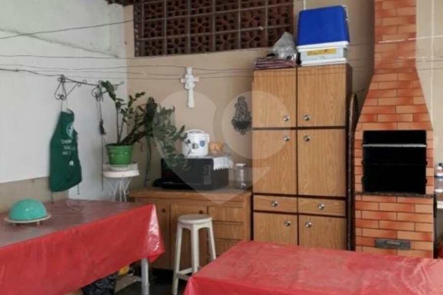 Sobrado à venda com 3 quartos, sendo 1 suíte, em Tremembé, São Paulo, SP