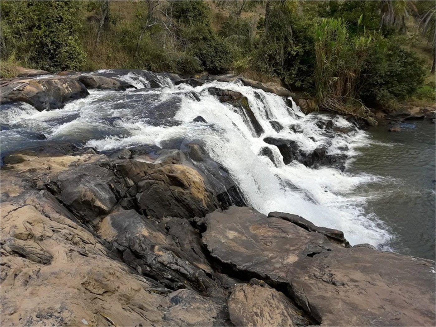 Chácara à venda no Centro, Monte Sião, MG