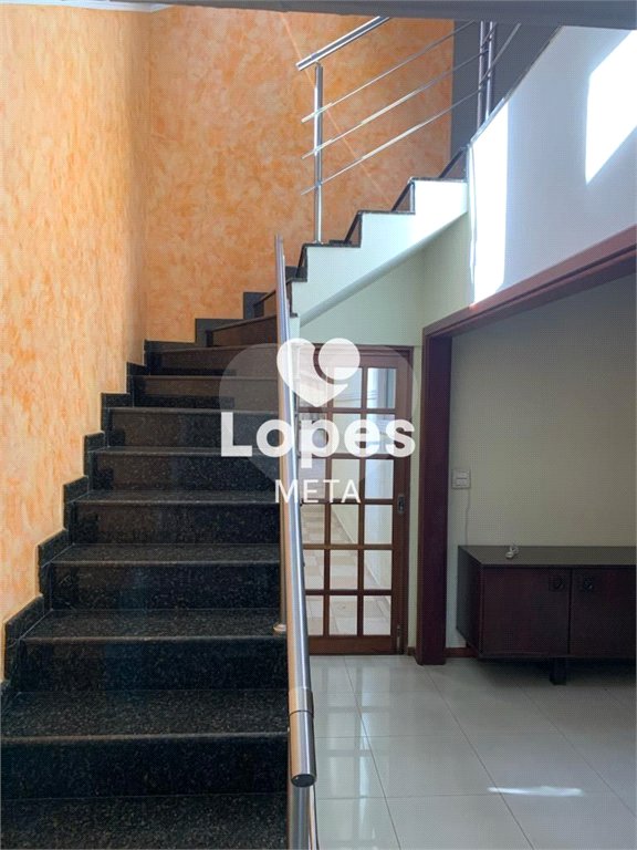 Casa à venda com 5 quartos, sendo 1 suíte, em Cidade Vista Verde, São José dos Campos, SP