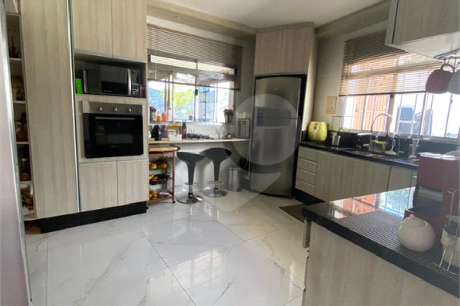 Casa à venda com 7 quartos, sendo 6 suítes,  no Brasilândia, São Paulo, SP