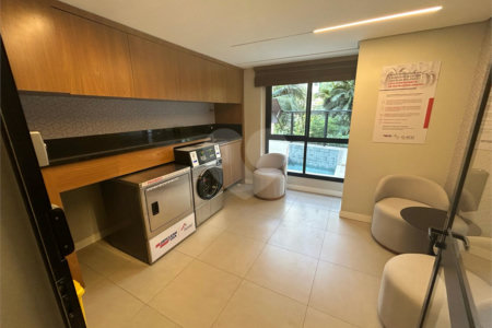 Apartamento à venda com 2 quartos em Vila Suzana, São Paulo, SP