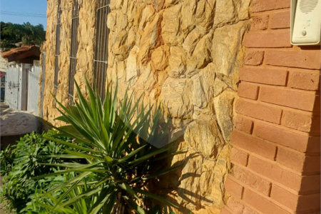 Casa à venda com 3 quartos, sendo 2 suítes, em Capela, Vinhedo, SP