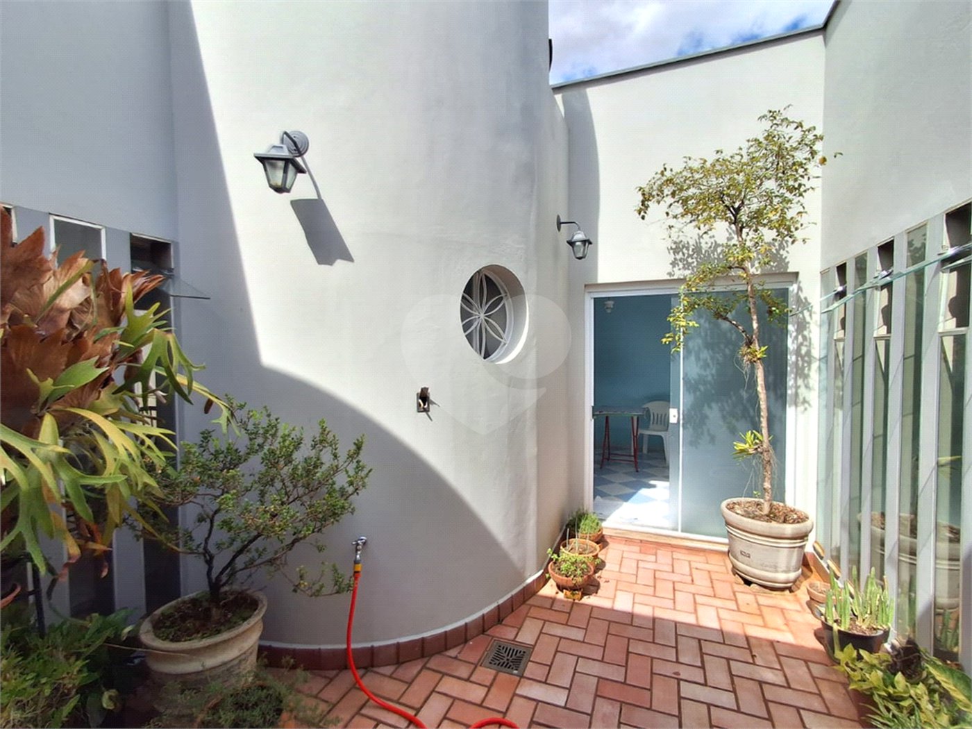 Casa à venda com 4 quartos, sendo 1 suíte, em Wanel Ville, Sorocaba, SP
