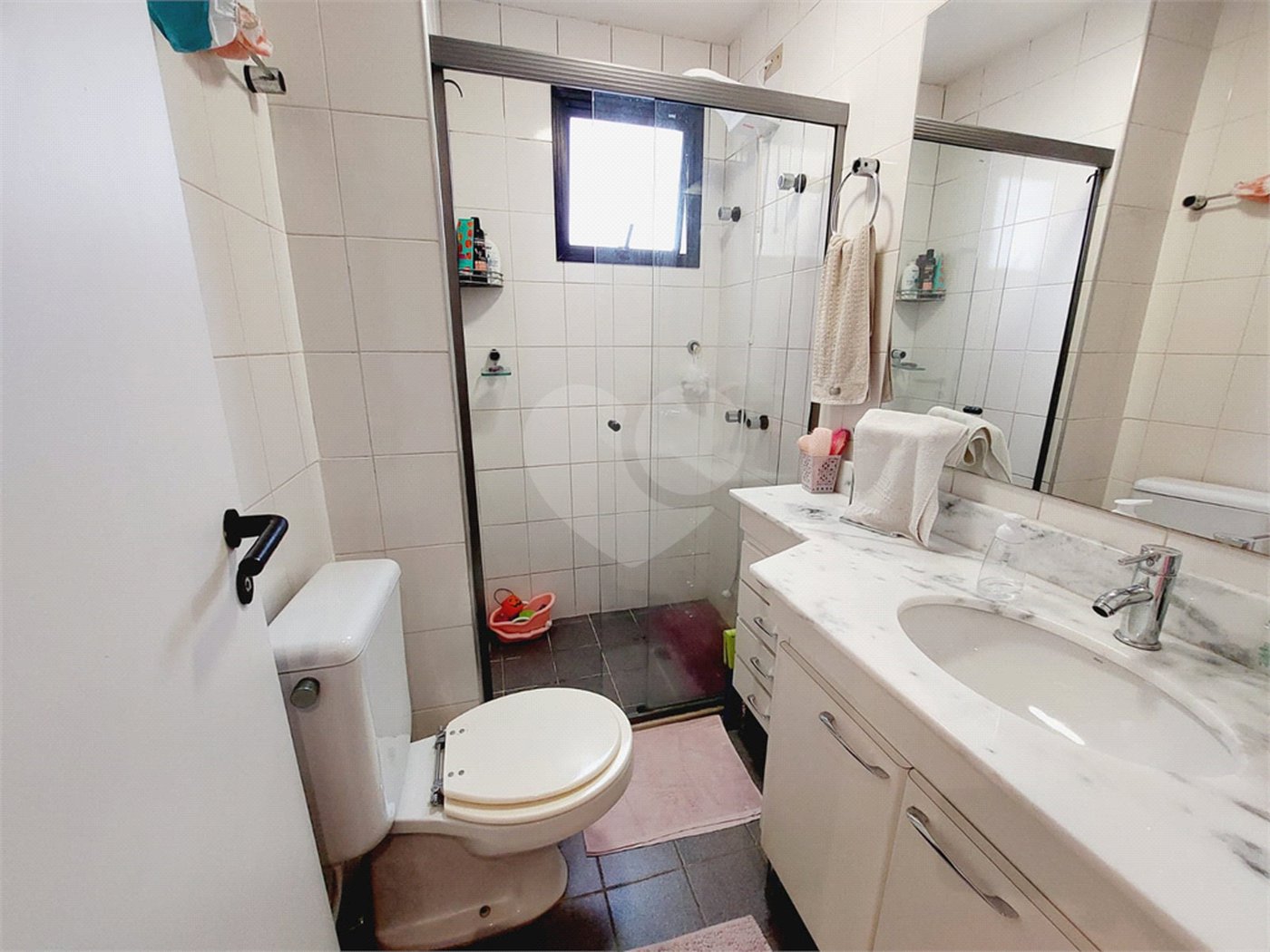 Apartamento à venda com 3 quartos, sendo 1 suíte, em Alto da Lapa, São Paulo, SP