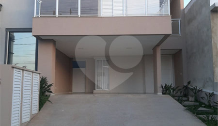 Casa à venda com 3 suítes no condomínio Village Moutonnée, Salto - SP