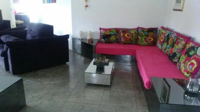 Sobrado à venda com 5 quartos, sendo 2 suítes, em Instituto de Previdência, São Paulo, SP