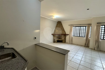 Casa à venda ou para alugar com 3 quartos, sendo 1 suíte, em Jardim Paulista, Atibaia, SP