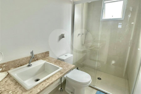 Apartamento à venda com 3 quartos, sendo 1 suíte,  em Vila Andrade, São Paulo, SP