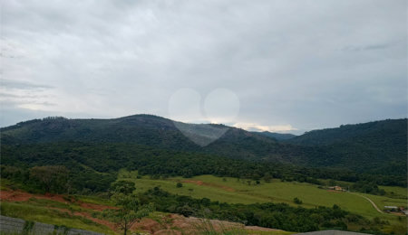 Terreno à venda no condomínio Portal Lamis, Bom Jesus dos Perdões - SP