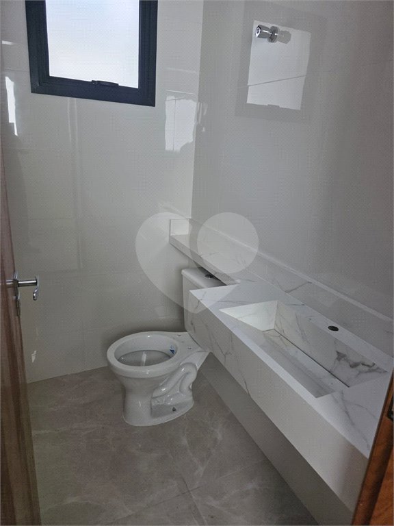 Sobrado à venda com 3 quartos, sendo 1 suíte,  em Jardim Cambuci, Mogi das Cruzes, SP