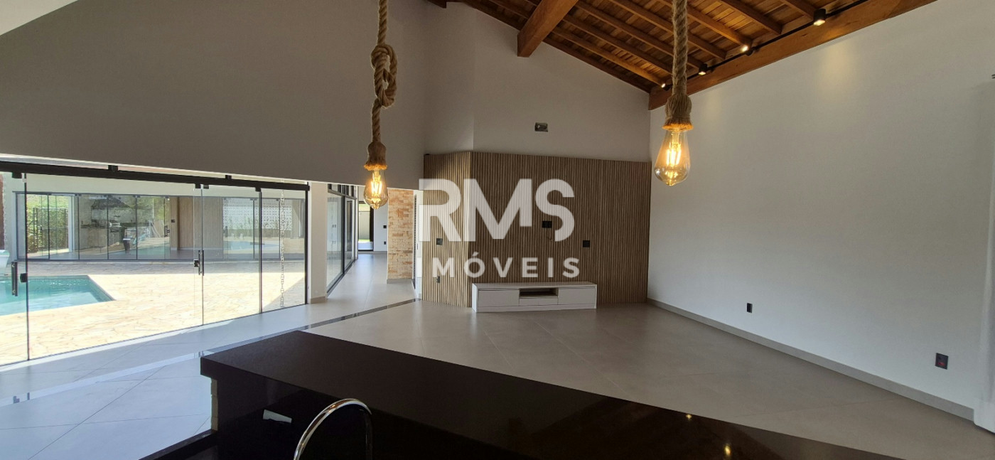 Casa à venda com 3 suítes no condomínio Santo Antonio ii, Itu - SP